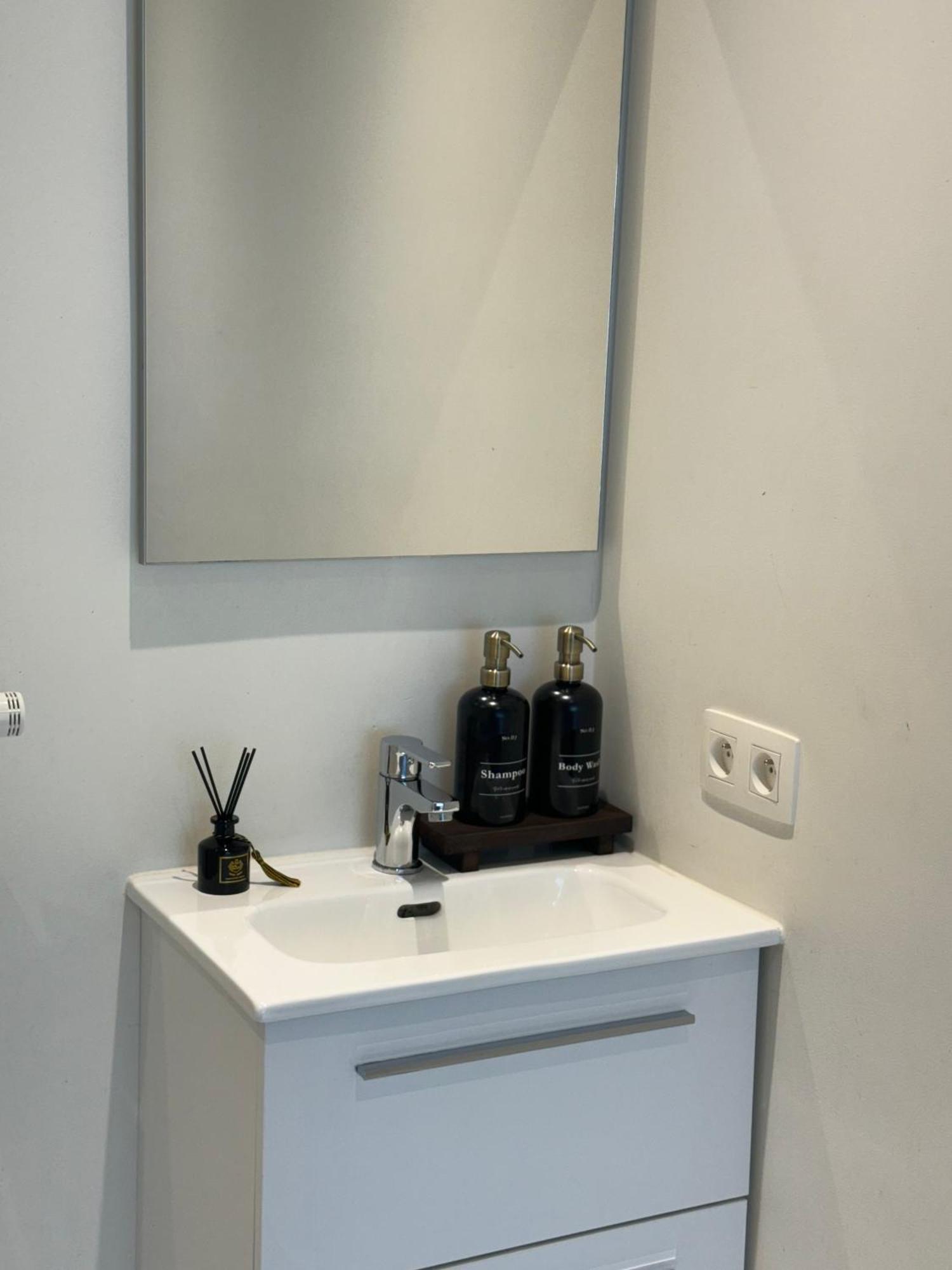 Mooie Kamers In Brugge Centrum מראה חיצוני תמונה